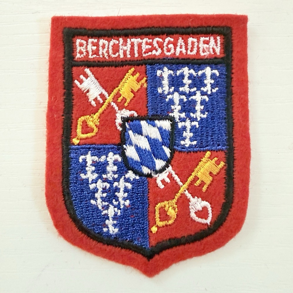Vintage Berchtesgaden Germany Patch Felt Travel Souvenir Coat Of Arms Bavaria